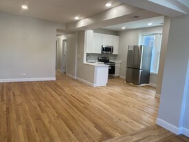 4253 N Sawyer Ave, Unit #1 Apartments