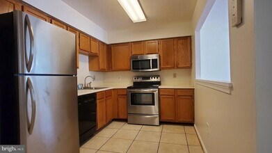 9327 Palmer Pl in Laurel, MD - Building Photo - Building Photo