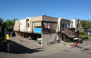 OAKCREST APARTMENTS