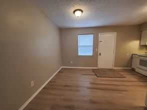 2598 Sawbury Blvd in Columbus, OH - Building Photo - Building Photo