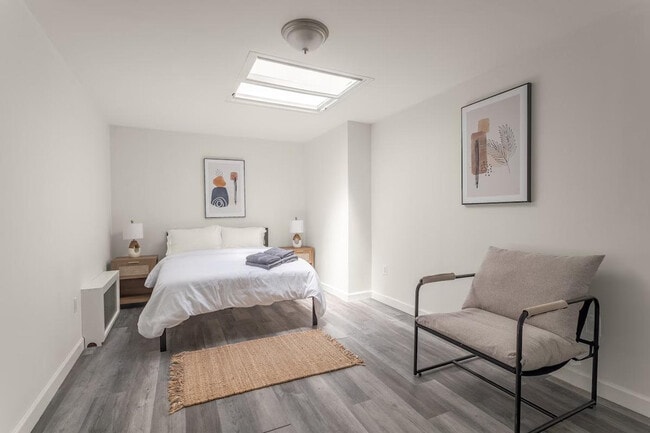 218 E 104th St in New York, NY - Building Photo - Building Photo