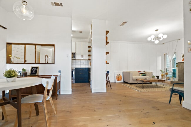 5616 Preston Oaks Rd, Unit 1601