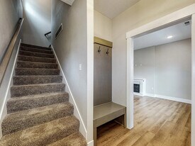 317 Washington Ave in Ames, IA - Building Photo