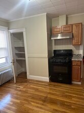 140 Westville St, Unit 2 in Boston, MA - Building Photo - Building Photo