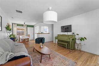 305 Maplewood Dr in Colorado Springs, CO - Building Photo - Building Photo