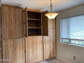1023 N Granite Reef Rd in Scottsdale, AZ - Foto de edificio - Building Photo
