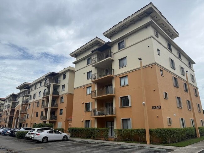 property at 9340 Fontainebleau Blvd