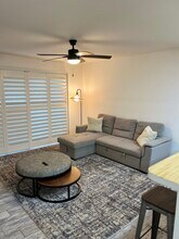 363 Newport Ave in Long Beach, CA - Building Photo - Building Photo