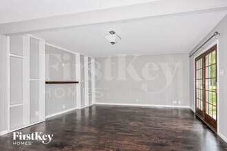 2 Valley Rd in St. Charles, MO - Building Photo - Building Photo