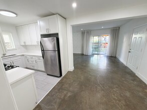 1008 7th St in Santa Monica, CA - Building Photo - Building Photo