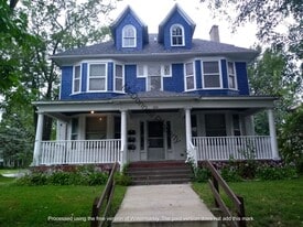 602 E 14th St in Davenport, IA - Building Photo