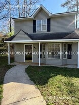 5098 Farm Valley Dr NE in Woodstock, GA - Building Photo