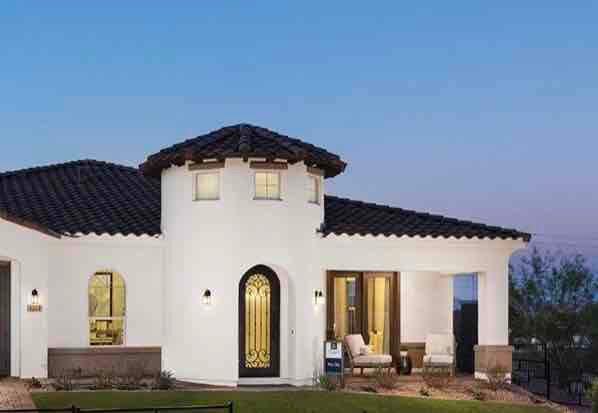 4254 E Valencia Dr in Phoenix, AZ - Foto de edificio