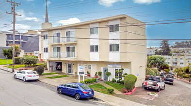 Edgeview Terrace Apartments in Daly City, CA - Building Photo - Building Photo