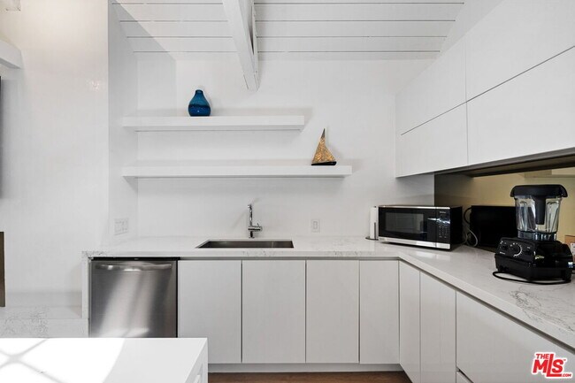 5965 Ramirez Canyon Rd in Malibu, CA - Building Photo - Building Photo