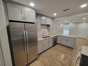 922 E Magnolia Ave in Auburn, AL - Building Photo - Building Photo