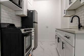 The Onyx on Sheridan in Chicago, IL - Building Photo - Building Photo