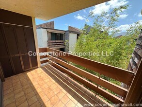 1015 Aoloa Pl in Kailua, HI - Building Photo - Building Photo