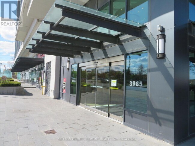 3985-3985 Grand Park Dr in Mississauga, ON - Building Photo - Building Photo