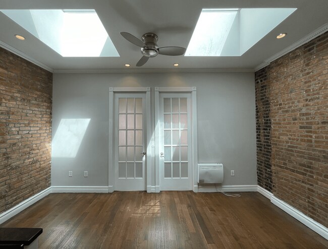 420 W 51st St, Unit APT 5 in New York, NY - Foto de edificio - Building Photo