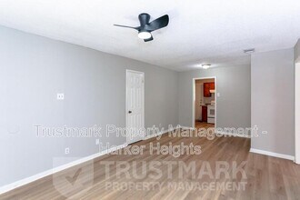 1811 Duncan Ave in Killeen, TX - Foto de edificio - Building Photo