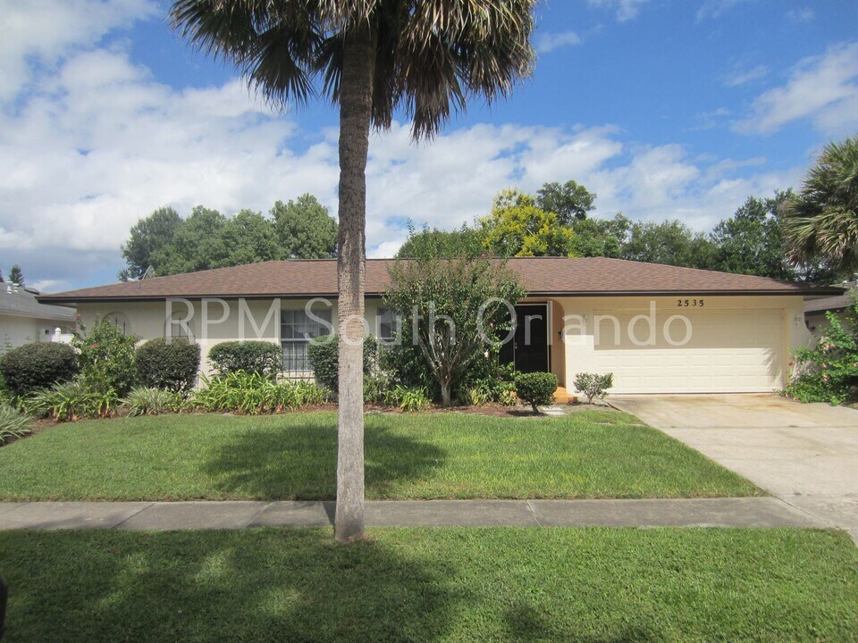 2535 Dakota Trail in Casselberry, FL - Building Photo