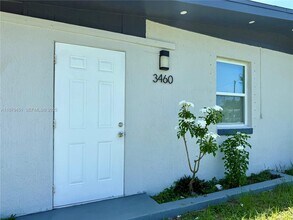 3460 Normandy Dr in Port Charlotte, FL - Building Photo - Building Photo