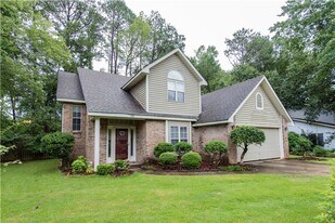 928 Tacoma Dr in Auburn, AL - Building Photo