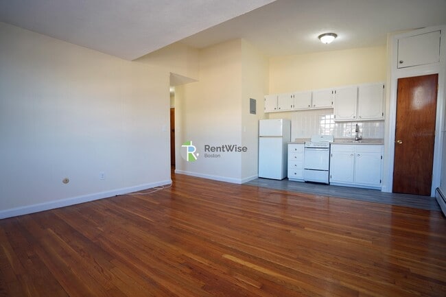 180 N Beacon St
