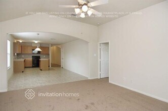 915 Lancaster Lake Dr in Houston, TX - Building Photo - Building Photo