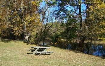 River Country Apartments in Sevierville, TN - Building Photo - Building Photo