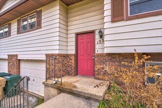 1329-1331 S Thompson Dr in Madison, WI - Building Photo - Building Photo