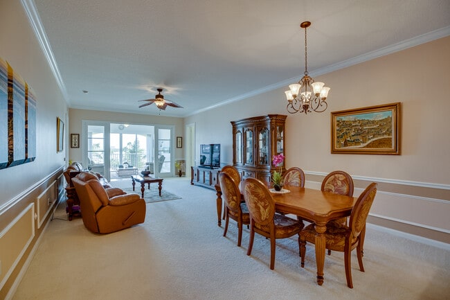 property at 38 Harbour Isle Dr E