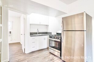 4558 W 173rd St, Unit H in Lawndale, CA - Building Photo