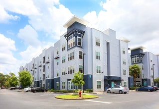 Venue at North Campus in Tampa, FL - Foto de edificio - Building Photo