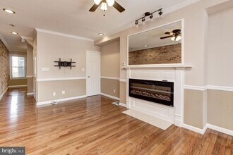 812 E Fort Ave in Baltimore, MD - Building Photo - Building Photo