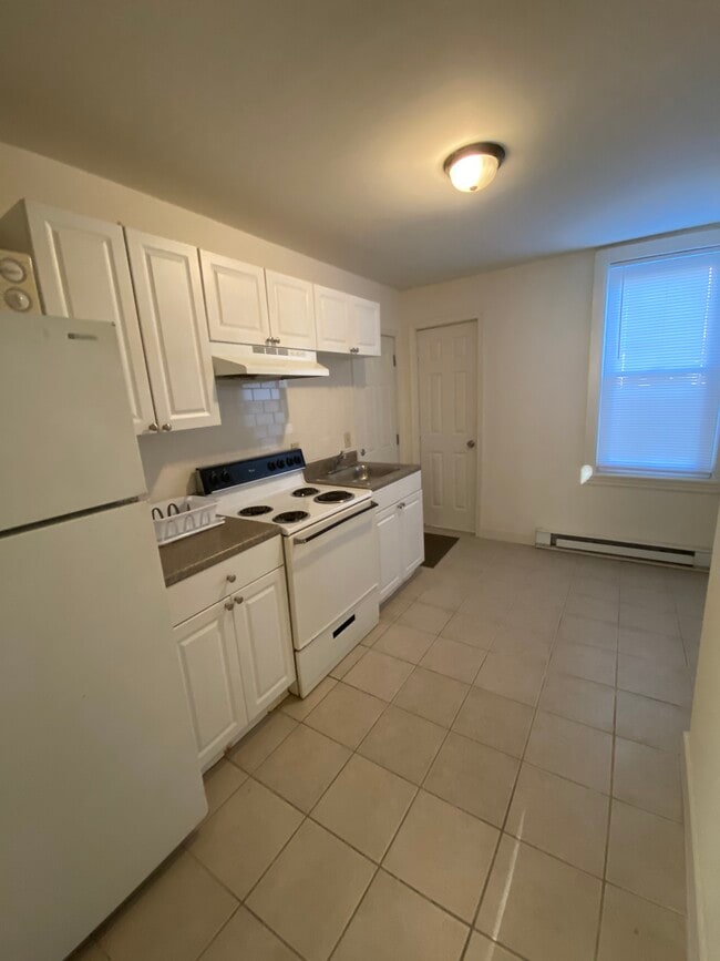 1929 E Dauphin St, Unit 2nd Floor