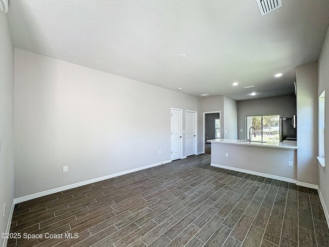 510 L M Davey Ln in Titusville, FL - Building Photo - Building Photo