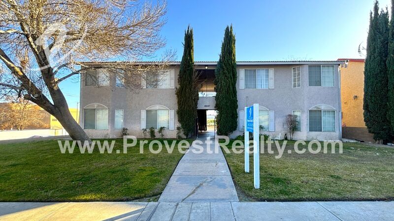 16687 Zenda St in Victorville, CA - Building Photo