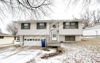 3930 Bel-Ridge Dr in Lincoln, NE - Building Photo