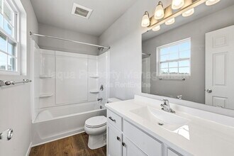 25245 Vargas in Mattawan, MI - Building Photo - Building Photo