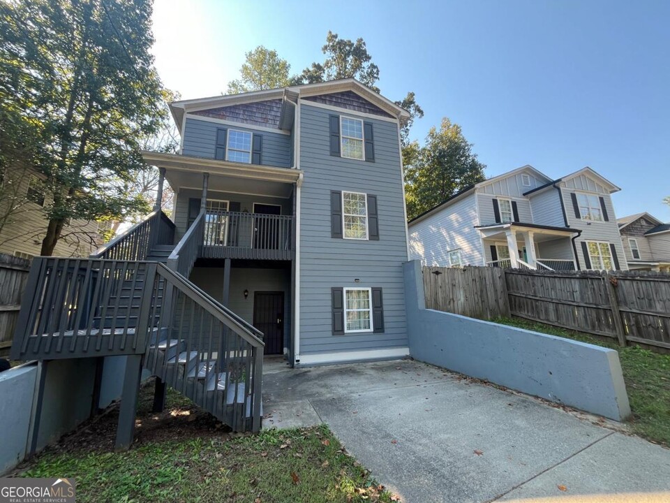 1432 Rome Dr NW in Atlanta, GA - Building Photo