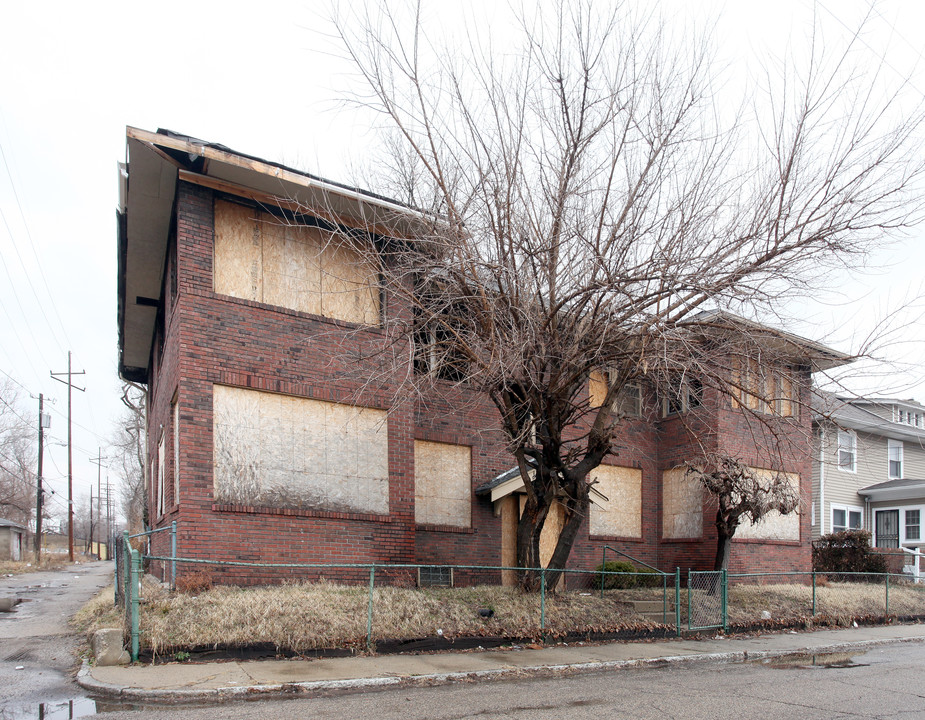 718 E 34th St in Indianapolis, IN - Foto de edificio