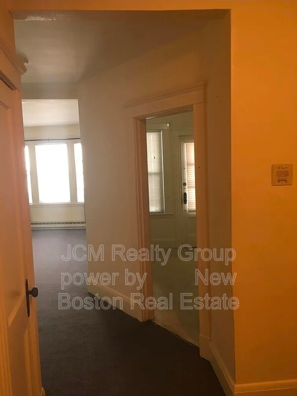 203 Lewis St in Lynn, MA - Building Photo - Building Photo