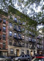 162-164 E 82nd St in New York, NY - Building Photo