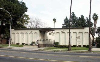 Robles & Rome Apartments in Pasadena, CA - Building Photo