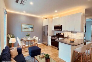 71-53 69th Pl in Queens, NY - Building Photo