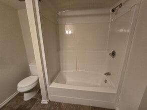 128 James Ave in Winnipeg, MB - Building Photo - Building Photo