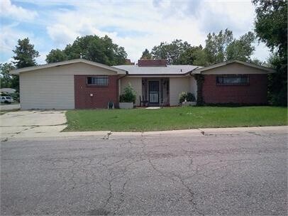 property at 3100 W Arizona Ave