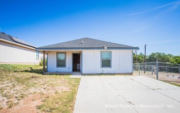 4319 E 61st St in Lubbock, TX - Building Photo - Building Photo